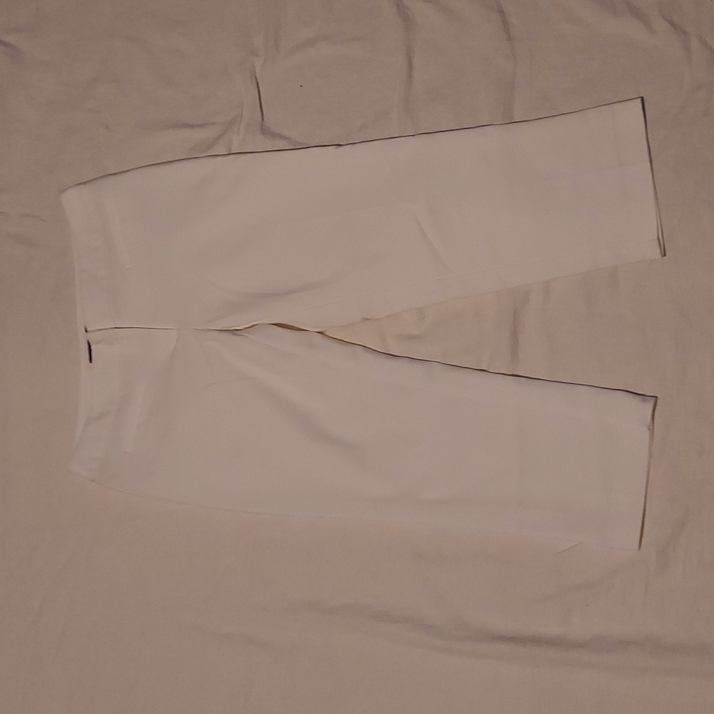 White Apt 9 pants